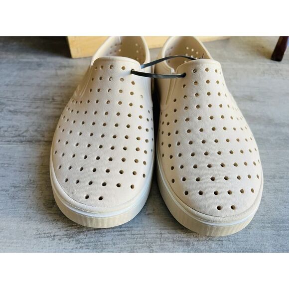 NATIVE Miles Bone White Shoes Adult Unisex Men\'s 5 Women\'s 7 NEW Slip On Casual main image 13